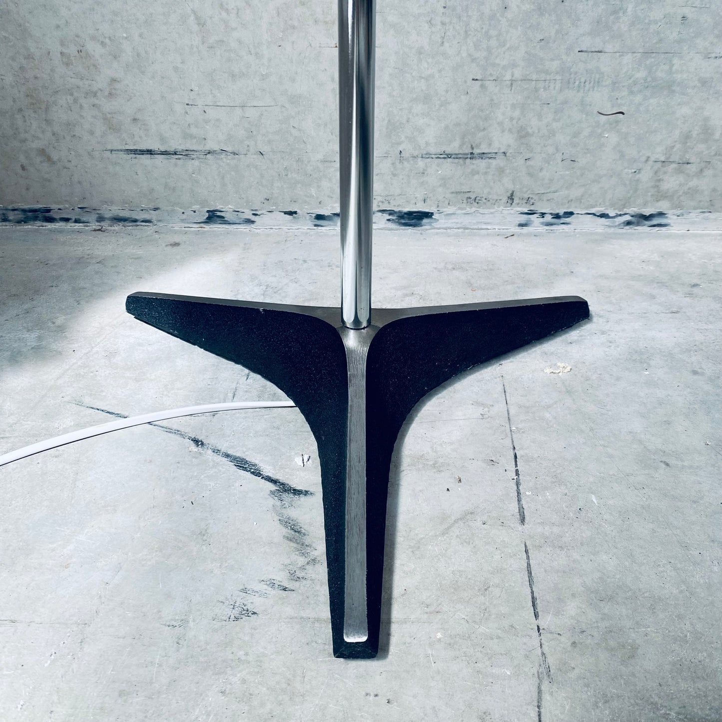 Stehleuchte „Globe 2000“ von Frank Ligtelijn für Raak Amsterdam, Niederlande 1960