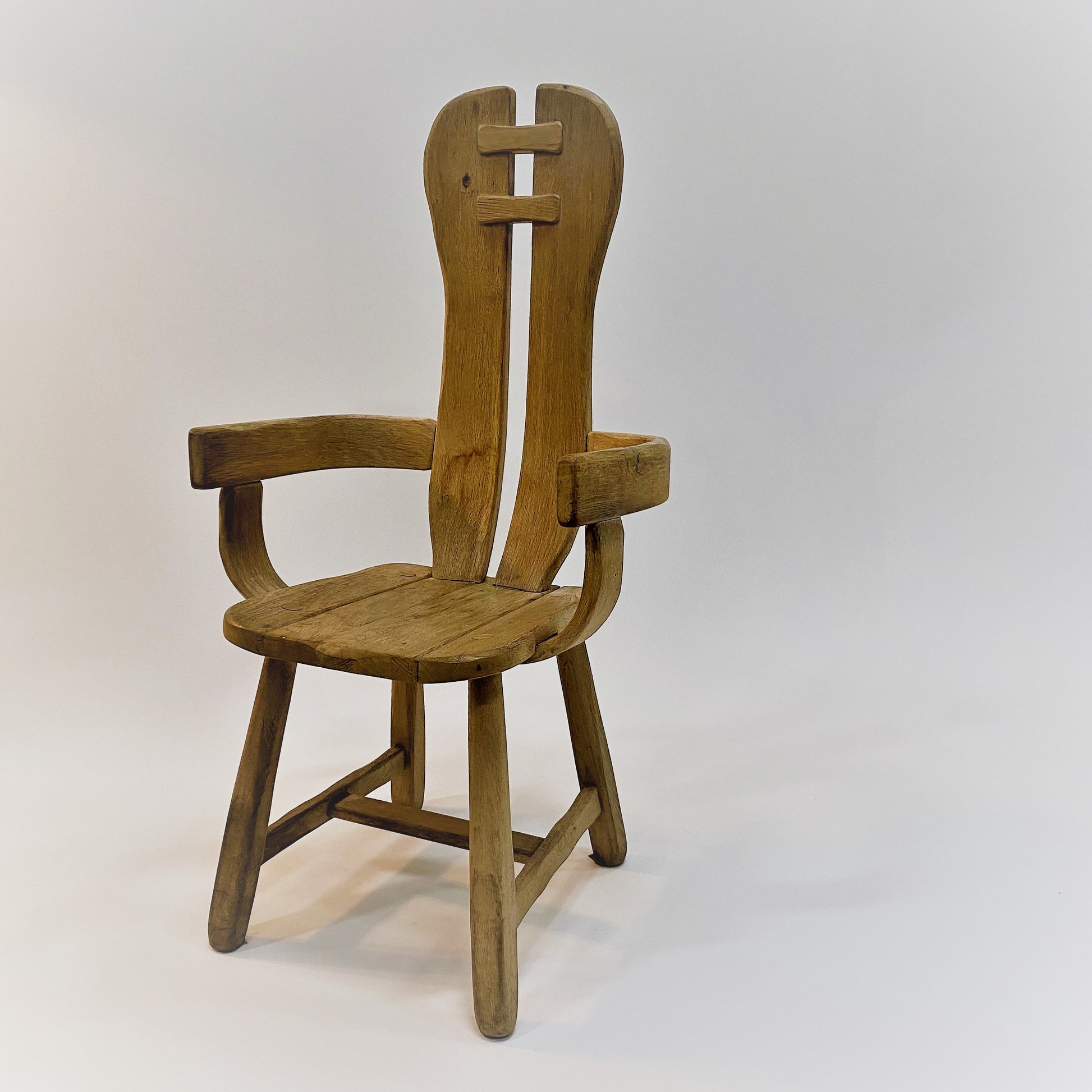 BRUTALIST ARMCHAIR BY KUNSTMEUBELEN DE PUYDT, BELGIUM 1960S www.foundicons.nl