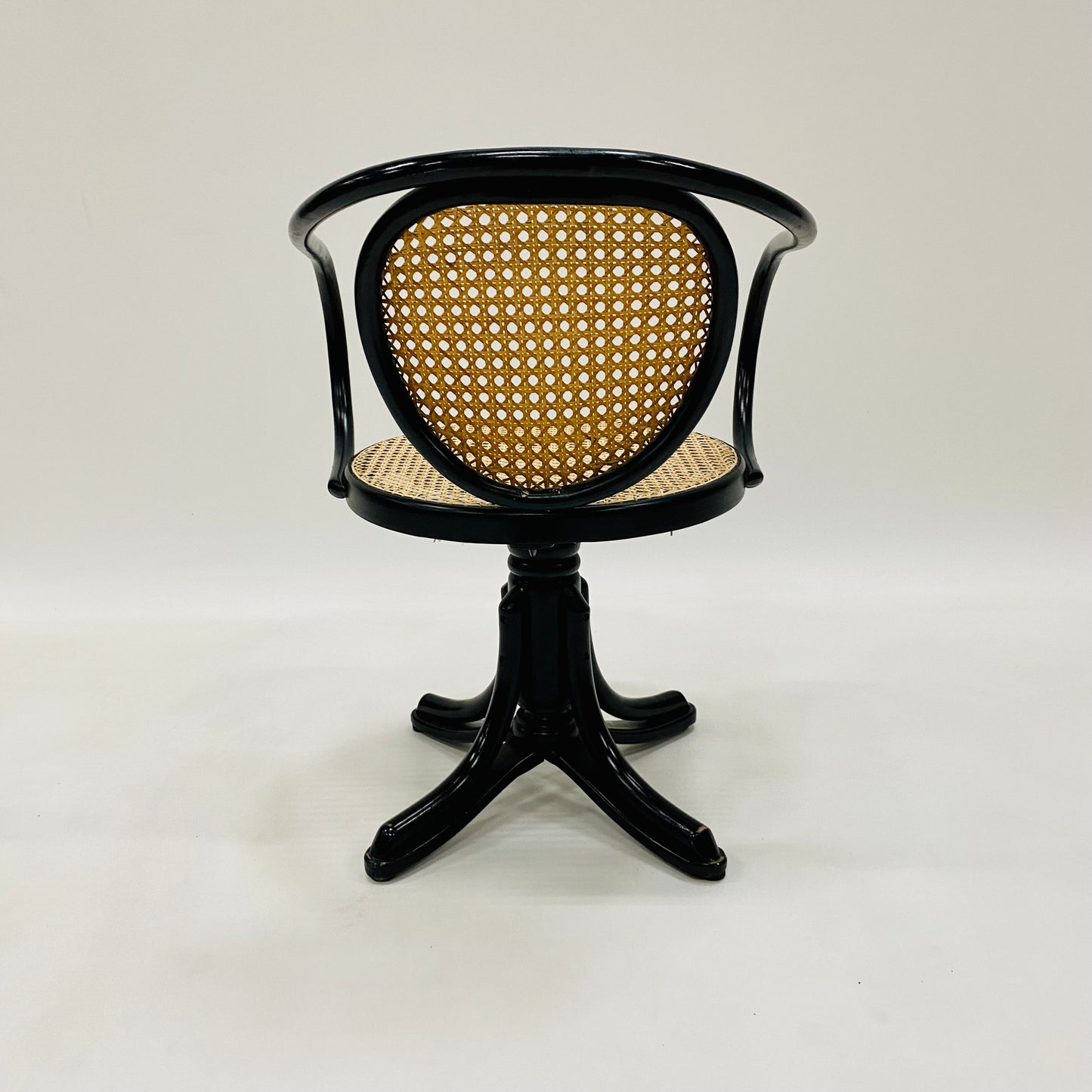 Modell 5501 Bürostuhl von Gebr. Thonet für Zpm Radomsko 1920