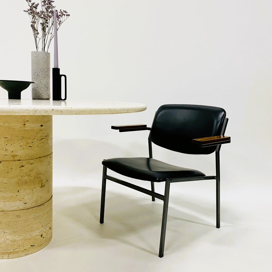 Arm Chair 