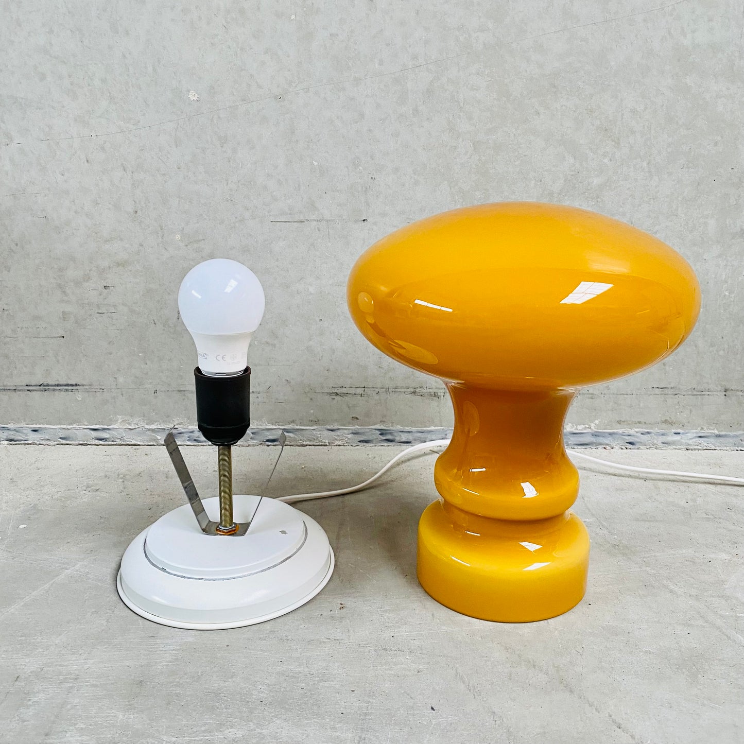 Lampe de table champignon en verre de Murano orange atomique, Italie 1970