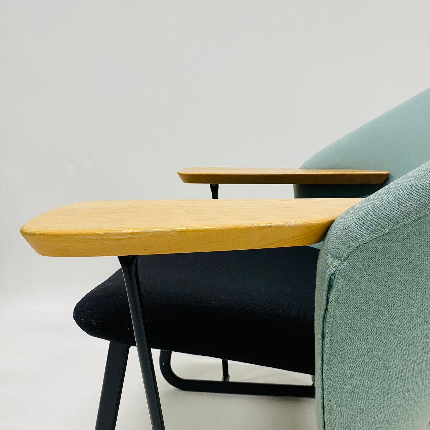  LOUNGE CHAIR BY FLORIS VAN DEN BROECKE FOR ARTIFORT, NETHERLANDS 1980S