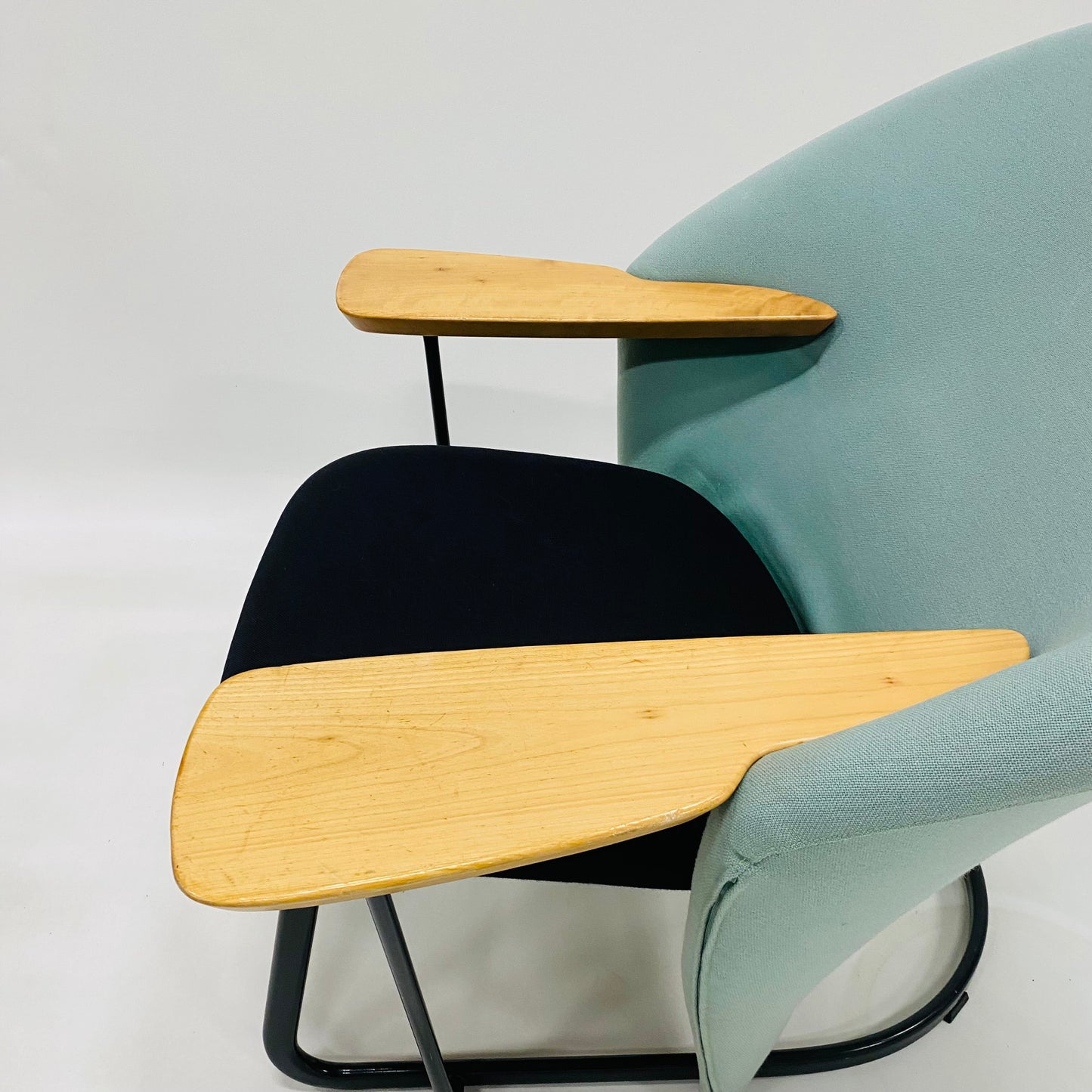  LOUNGE CHAIR BY FLORIS VAN DEN BROECKE FOR ARTIFORT, NETHERLANDS 1980S