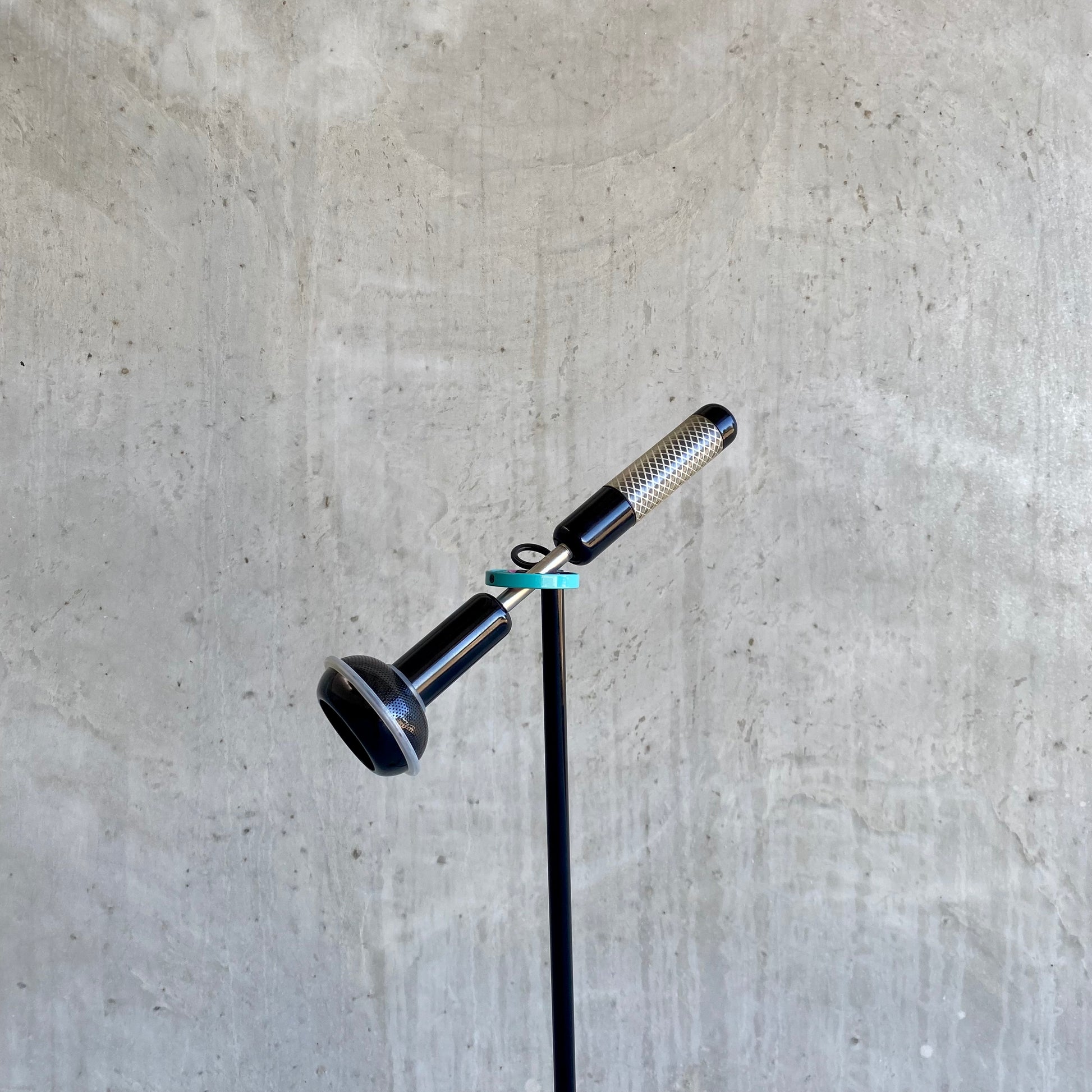 BLACK 'GRIP' FLOOR LAMP BY ACHILLE CASTIGLIONI FOR FLOS, 1980S