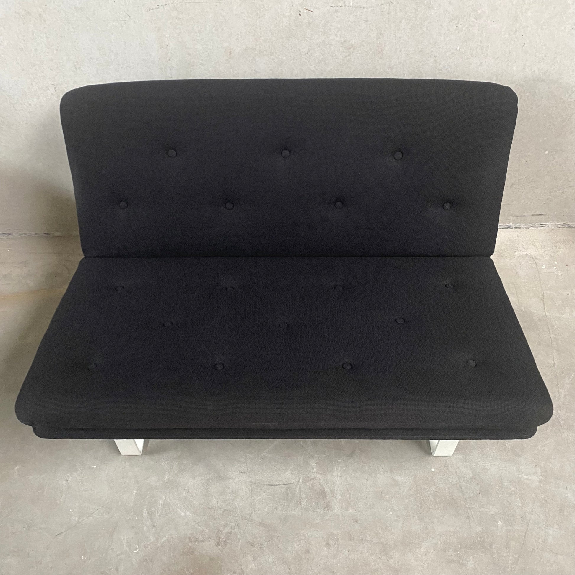 BLACK 2-SEATER SOFA "C684" BY KHO LIANG IE FOR ARTIFORT, NETHERLANDS 1960S