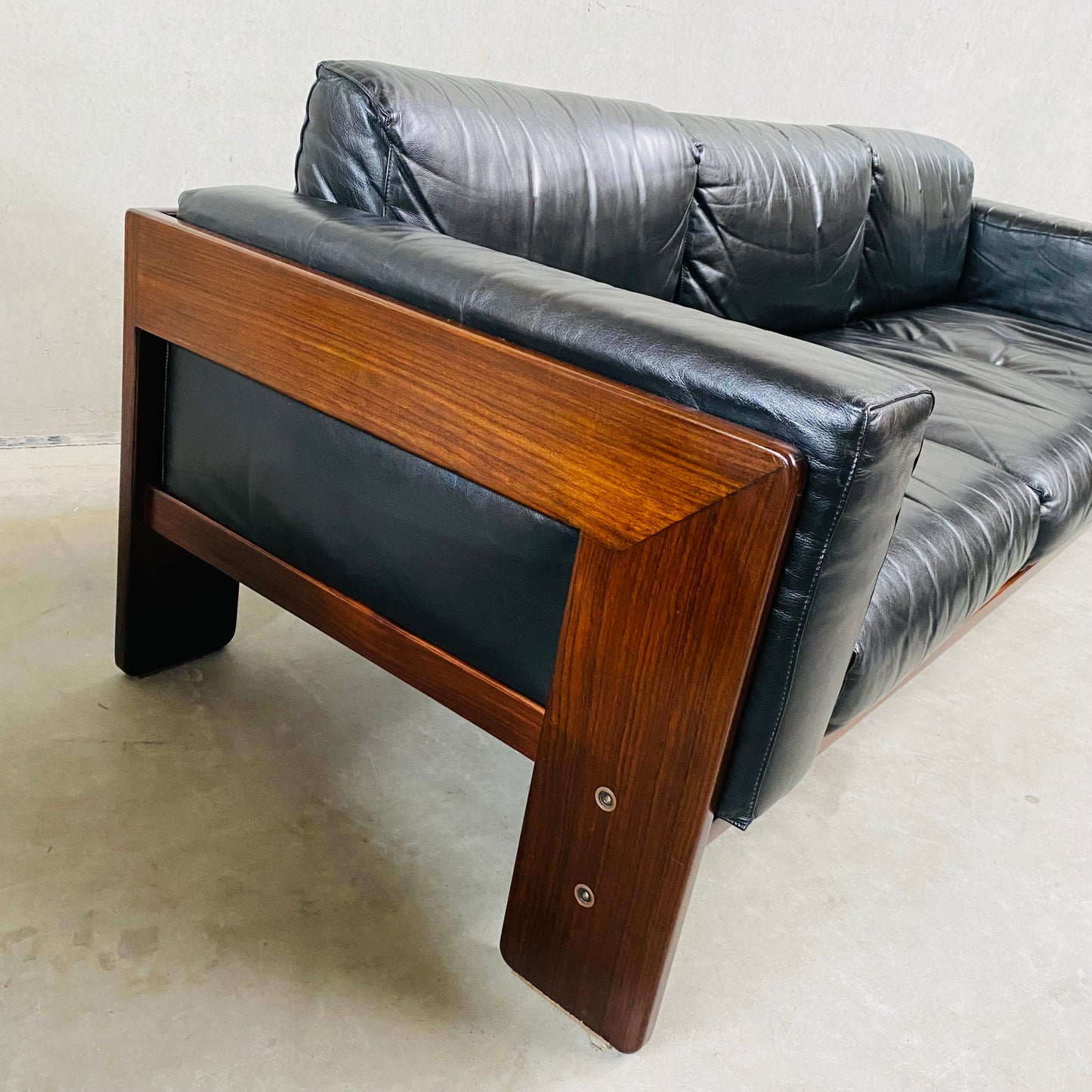 Schwarzes Ledersofa „Bastiano“, 3-Sitzer, von Tobia Scarpa für Knoll, Italien, 1960