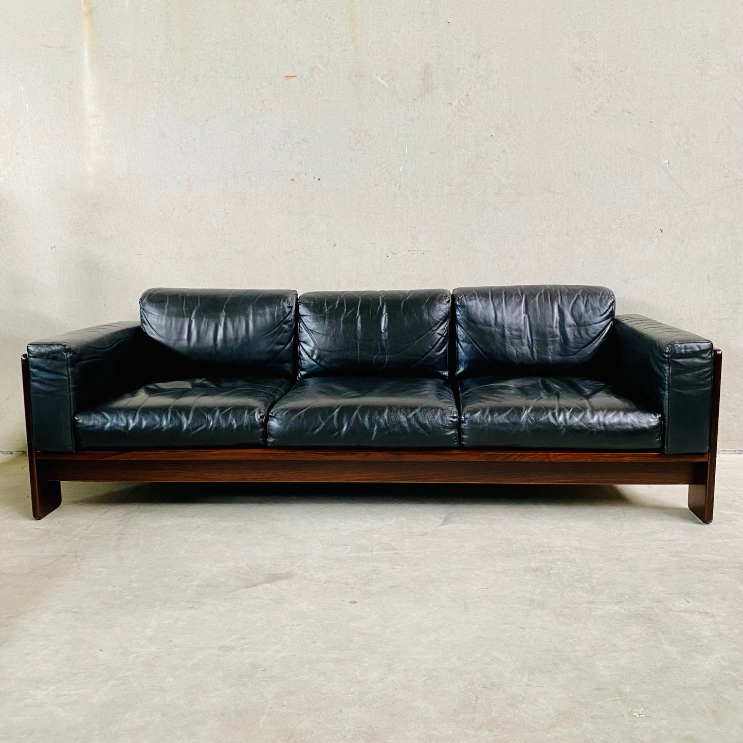 Schwarzes Ledersofa „Bastiano“, 3-Sitzer, von Tobia Scarpa für Knoll, Italien, 1960