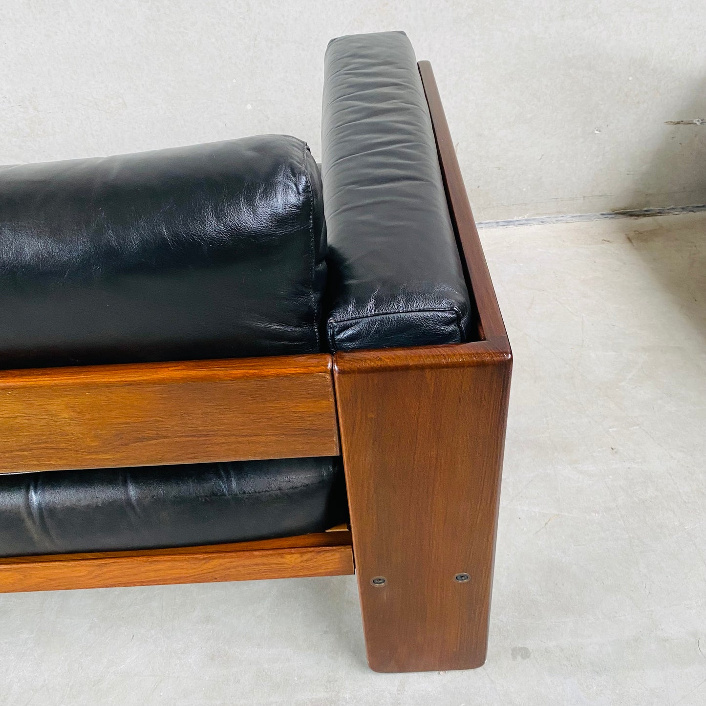 Schwarzes Ledersofa „Bastiano“, 3-Sitzer, von Tobia Scarpa für Knoll, Italien, 1960