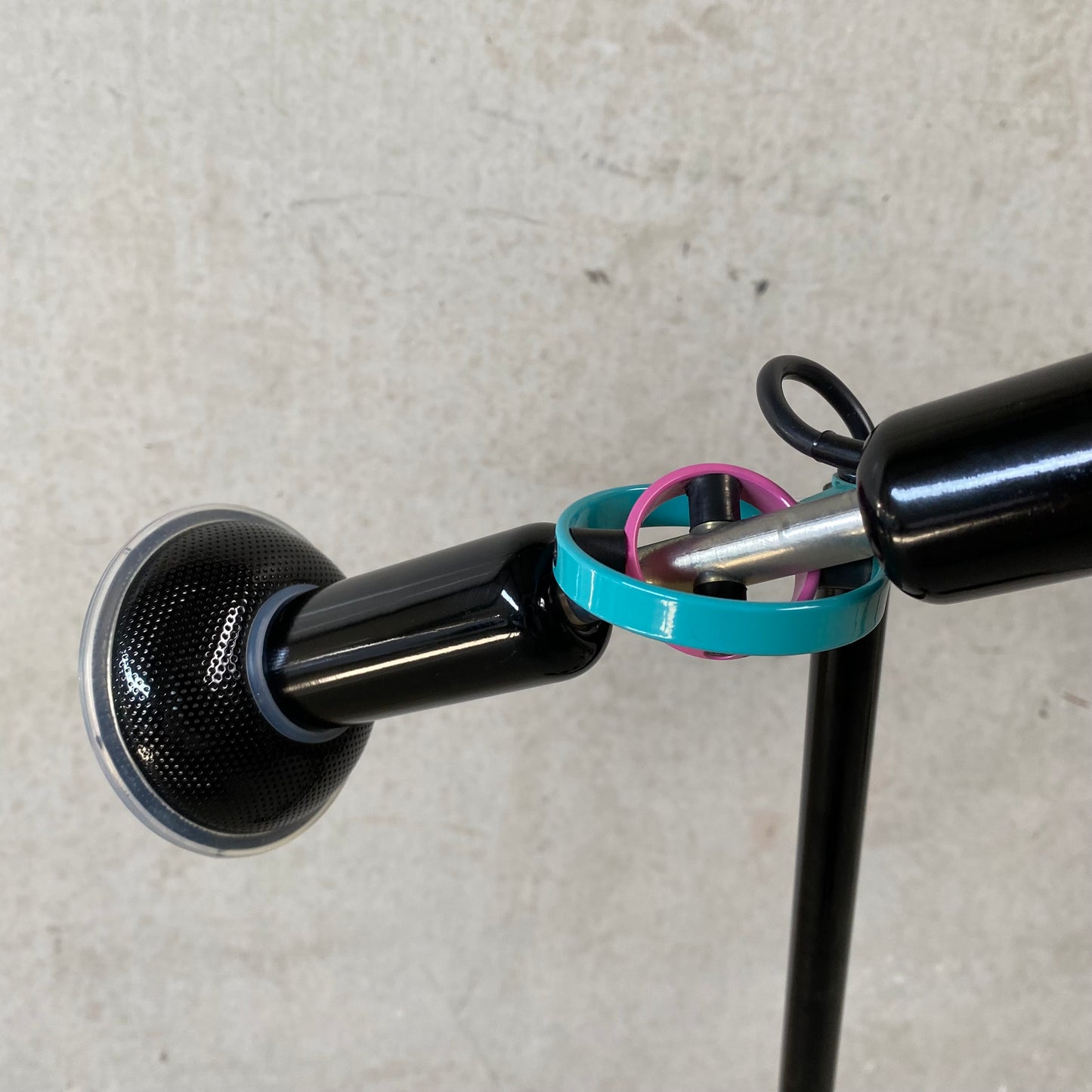 BLACK 'GRIP' FLOOR LAMP BY ACHILLE CASTIGLIONI FOR FLOS, 1980S