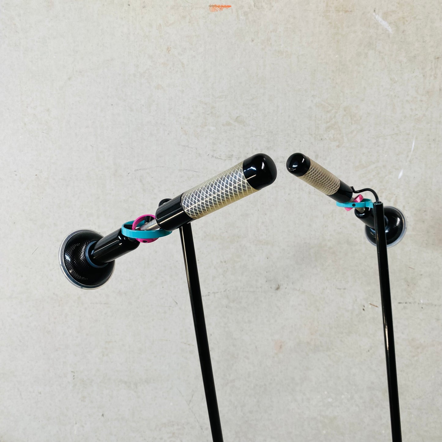 BLACK 'GRIP' FLOOR LAMP BY ACHILLE CASTIGLIONI FOR FLOS, 1980S