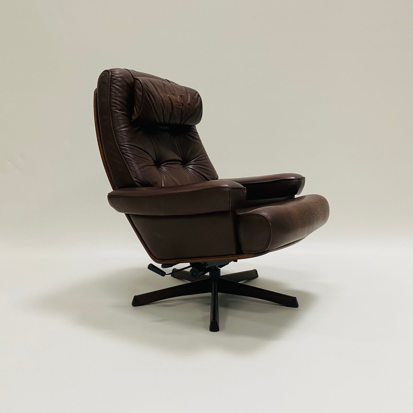 Brauner Nässjö Lounge Chair aus Leder für Göte Möbler, Schweden 1960