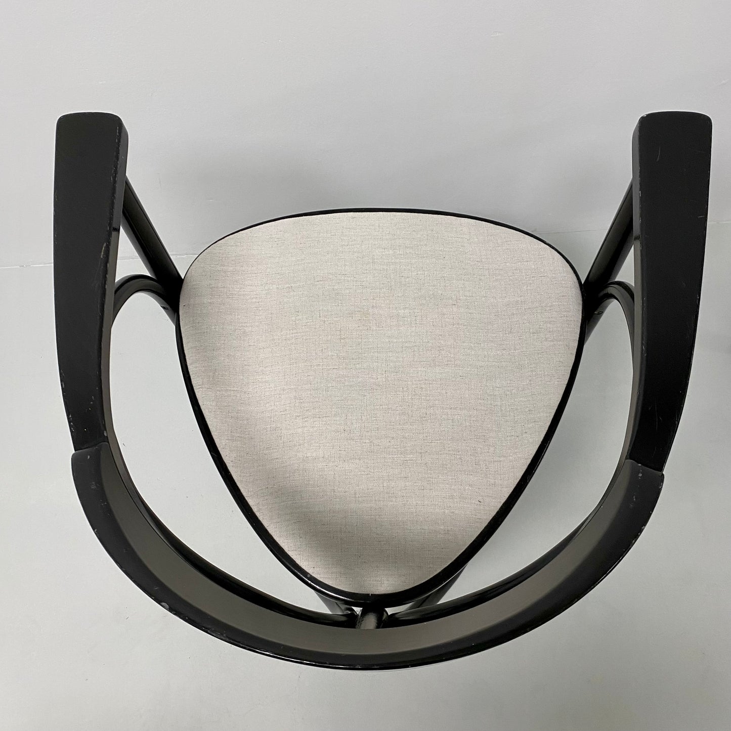 Thonet Modell 81 Schwarze Jugendstil-Esszimmerstühle aus Bugholz, Deutschland 1989