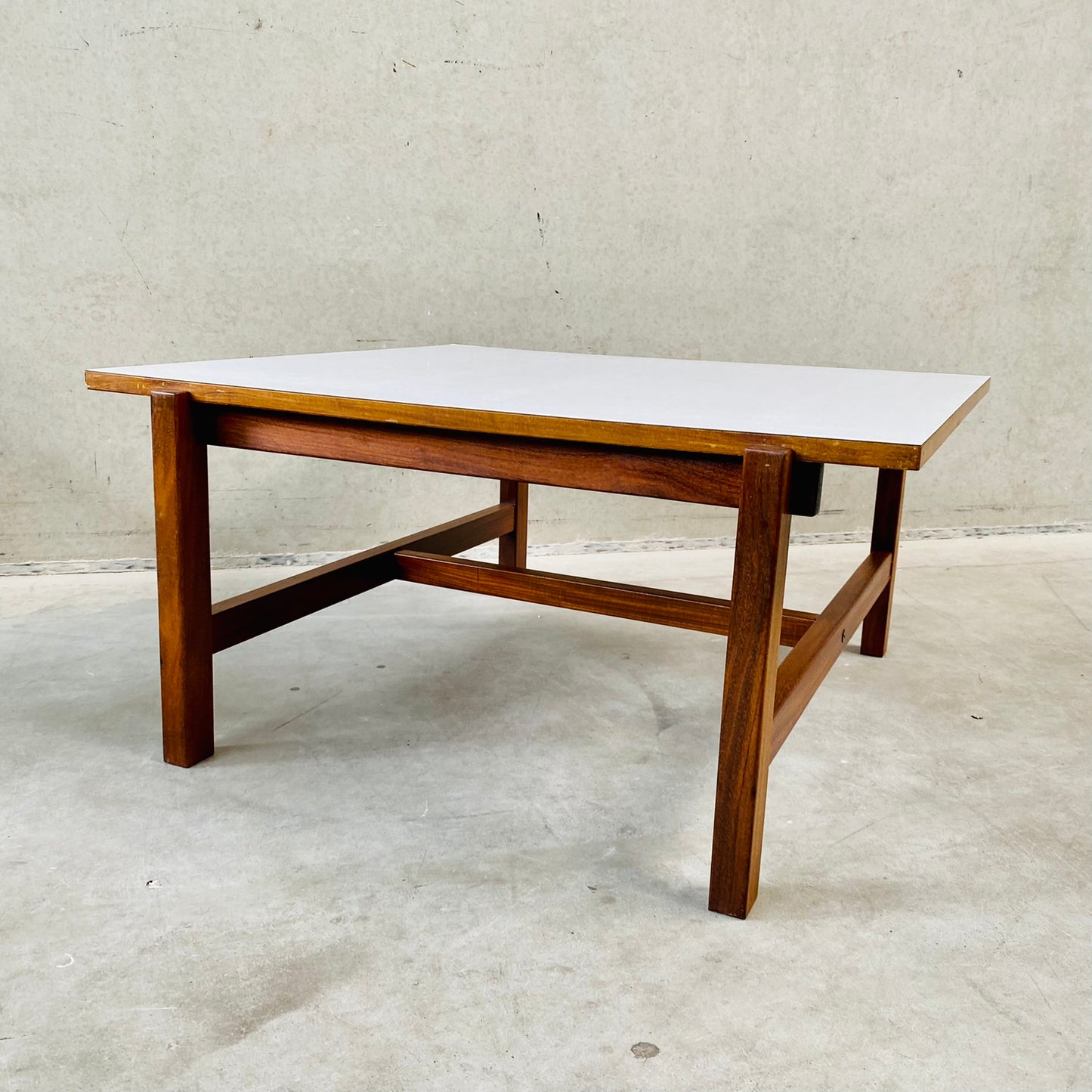 Couchtisch „Ta07“, japanische Serie von Cees Braakman für Pastoe, Niederlande 1960