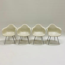 Load image into Gallery viewer, SET OF 4 DAX DINING CHAIRS BY CHARLES &amp; RAY EAMES FOR HERMAN MILLER, USA 1960S www.foundicons.nl
