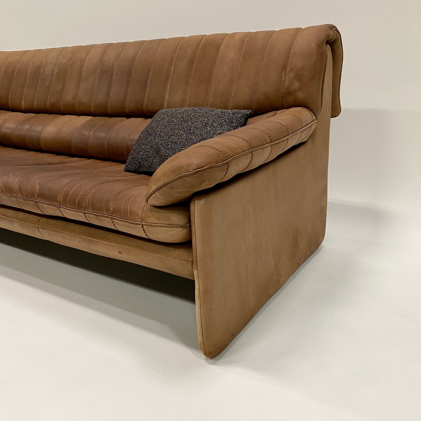De Sede Ds86 3-Sitzer-Sofa aus cognacfarbenem Nackenleder, Schweiz, 1970
