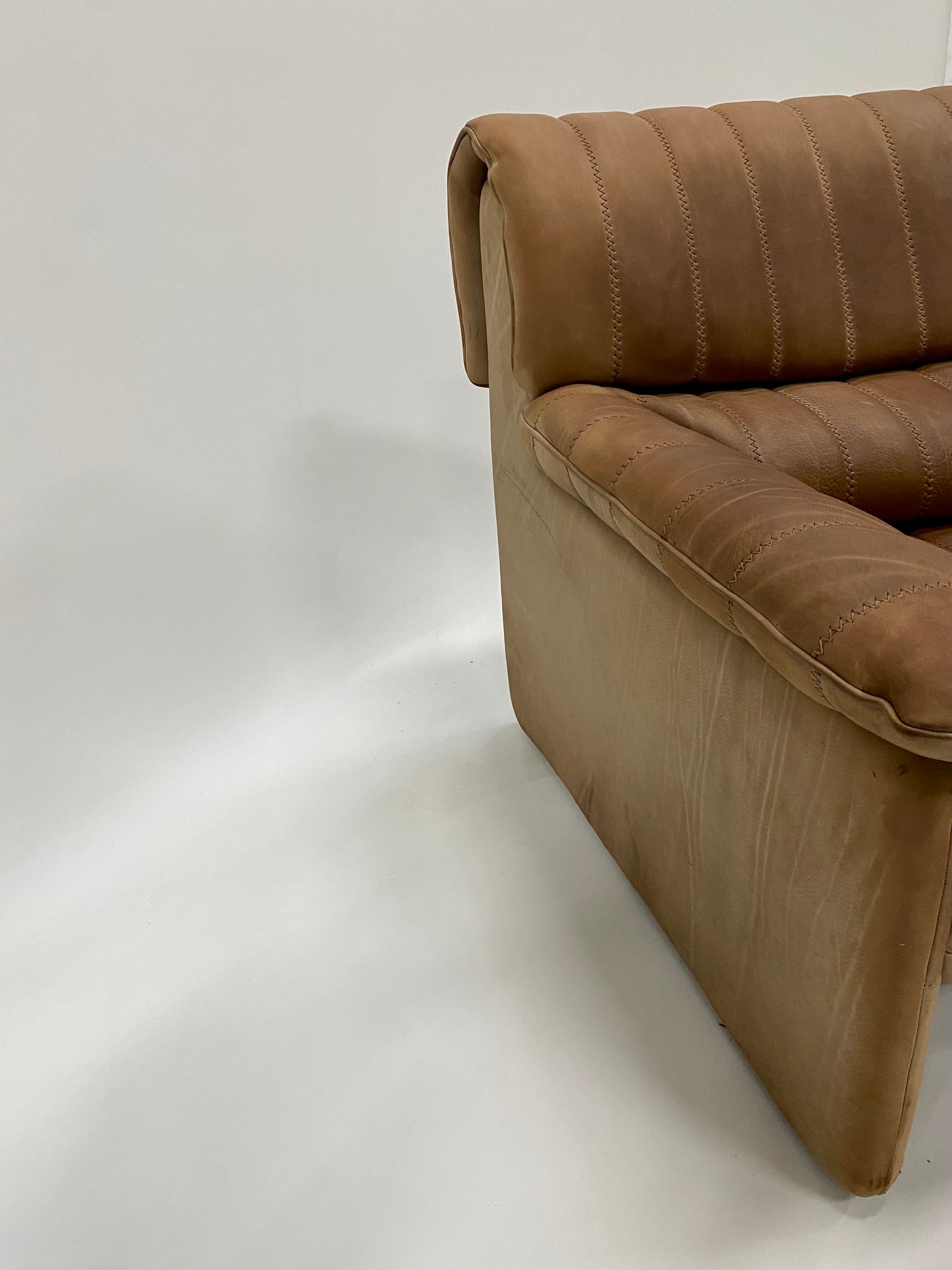 De Sede Ds86 3-Sitzer-Sofa aus cognacfarbenem Nackenleder, Schweiz, 1970