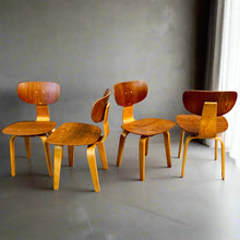 Load image into Gallery viewer, SET FOR 4 &quot;SB02&quot; DINING CHAIRS BY CEES BRAAKMAN FOR PASTOE, NETHERLANDS 1950S
