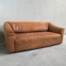 Load image into Gallery viewer, De Sede DS47 3 Seater Bullhide Leather Sofa Switzerland 1970
