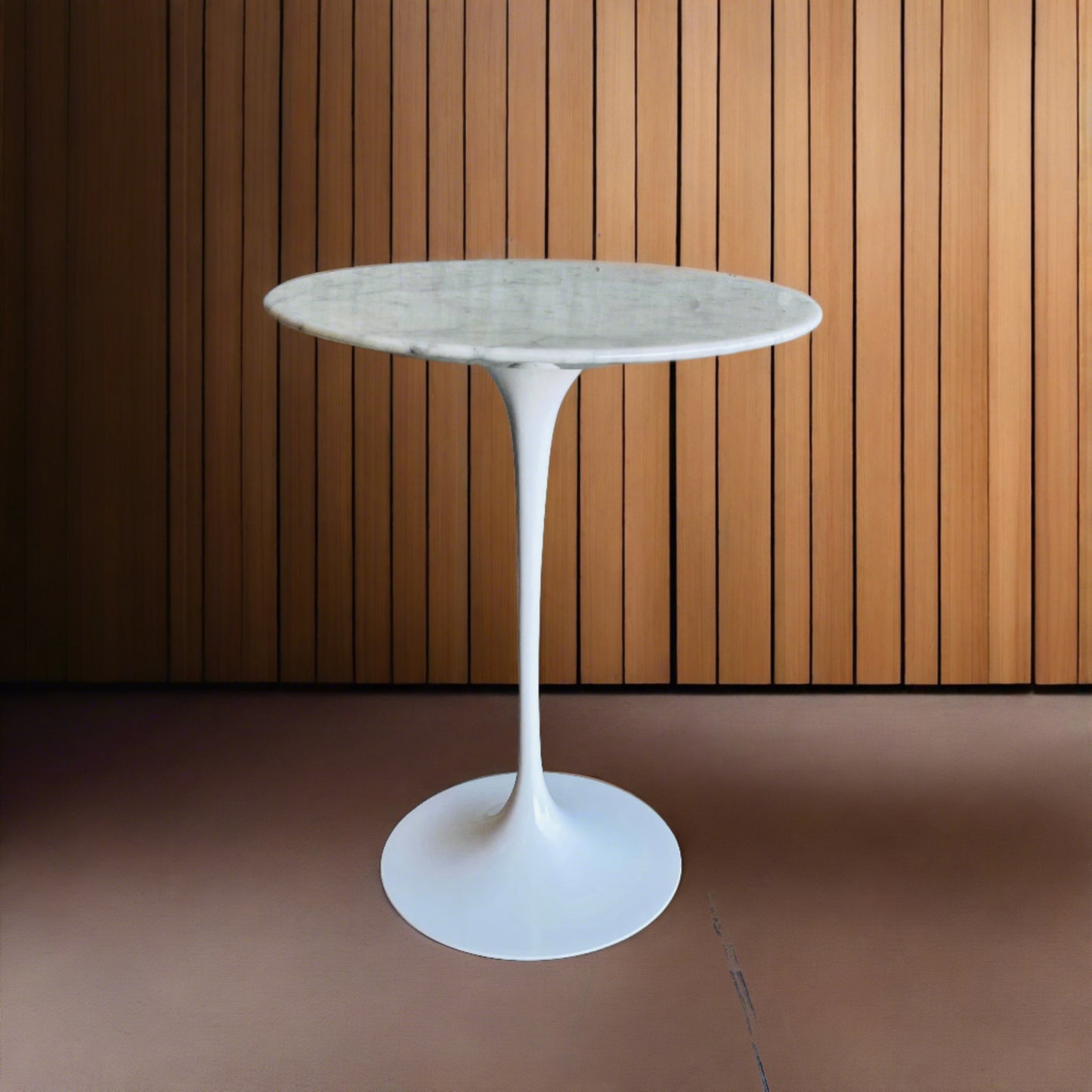 Eero Saarinen Beistelltisch „Tulip“ aus weißem Carrara-Marmor von Knoll, Deutschland, 1960