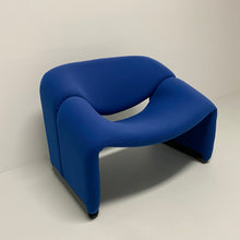 Load image into Gallery viewer, Blue F598 Groovy M-chair by Pierre Paulin for Artifort 1970
