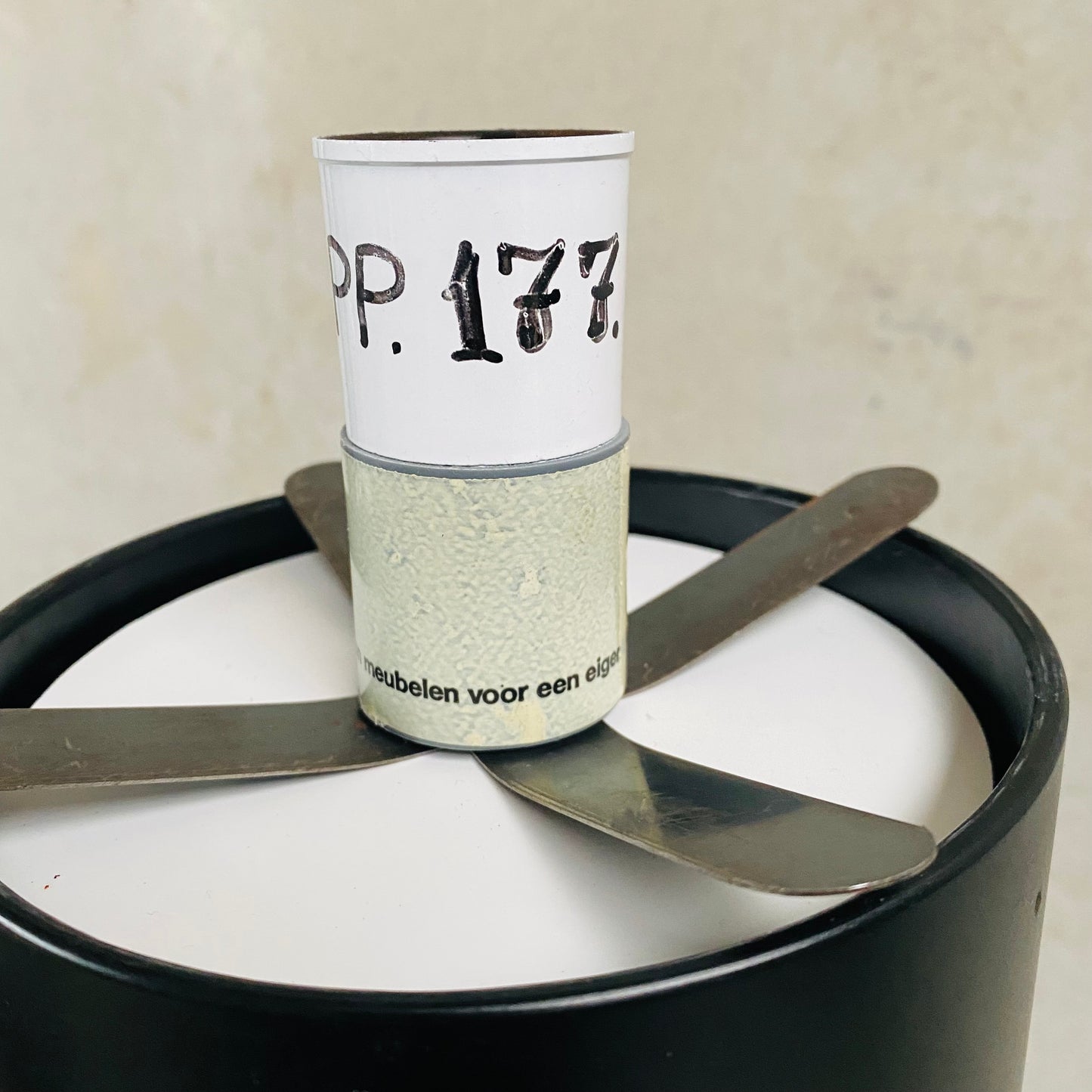 XXL FLOOR LAMP AND PLANT STAND "CLOSE ENCOUNTER" BY KERST KOOPMAN, NETHERLANDS 1980S