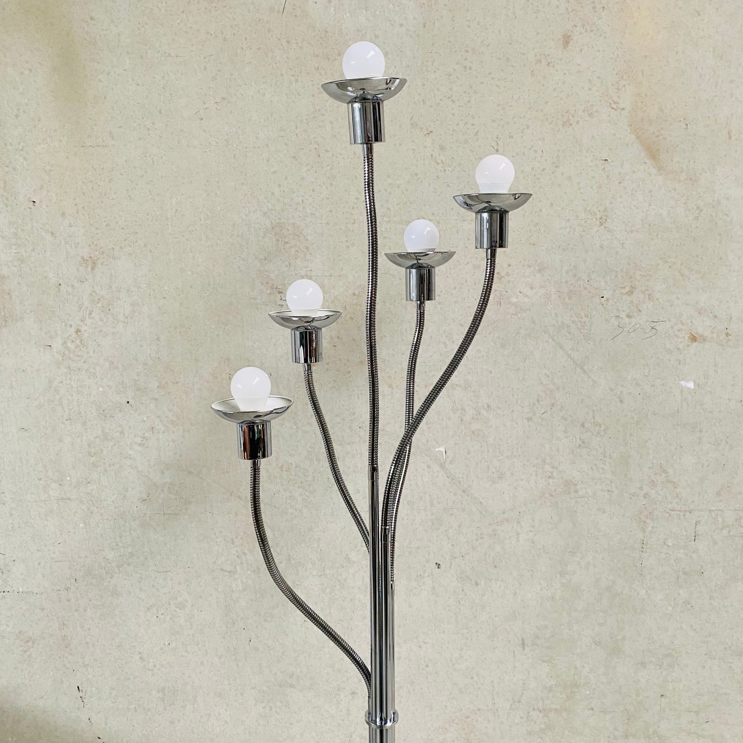 Stehlampe aus der Mitte des 20. Jahrhunderts, verchromt, mit fünf flexiblen Armen, Stil Pierre Folie für Jacques Charpentier, 1960