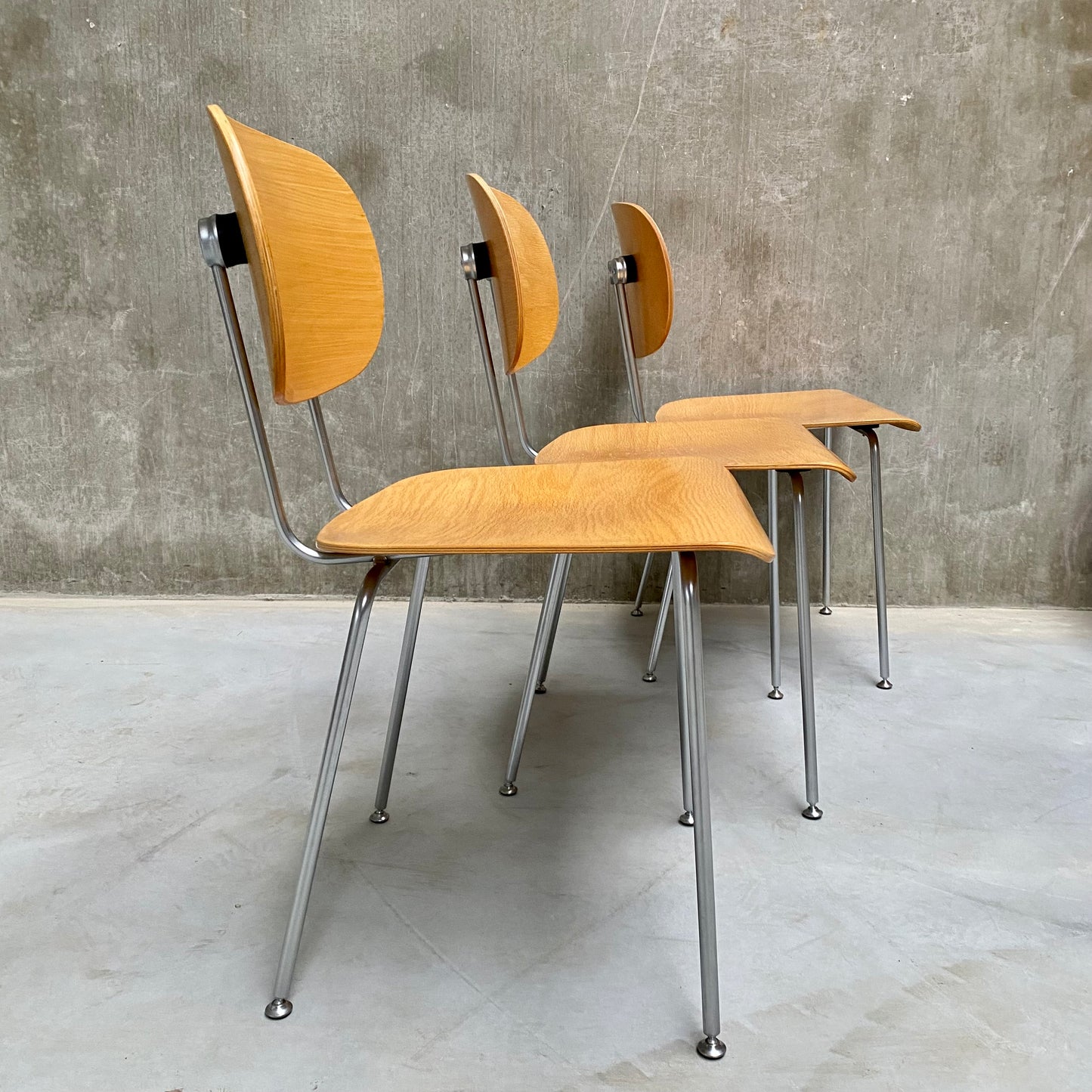 GISPEN 116 DINING SET BY W. RIETVELD FOR GISPEN (VAN DER STROOM), NETHERLANDS