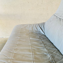 Load image into Gallery viewer, Rare Sofa &quot;Goldstar&quot; by Jack Crebolder for Young International Netherlands 1970
