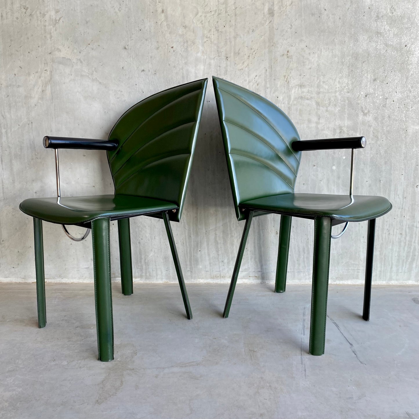 2 fauteuils en cuir vert de Mario Morbidelli pour Naos, Italie, années 1980