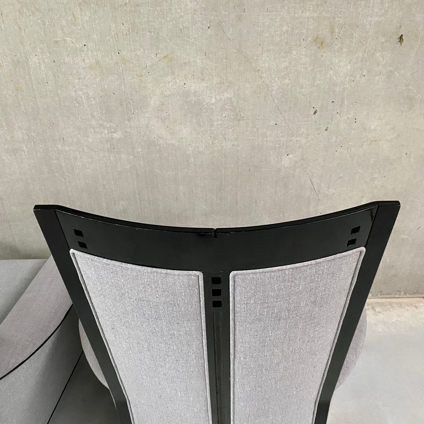 2 fauteuils lounge laqués à dossier haut « Peggy » par Umberto Asnago pour Giorgetti, Italie 1990