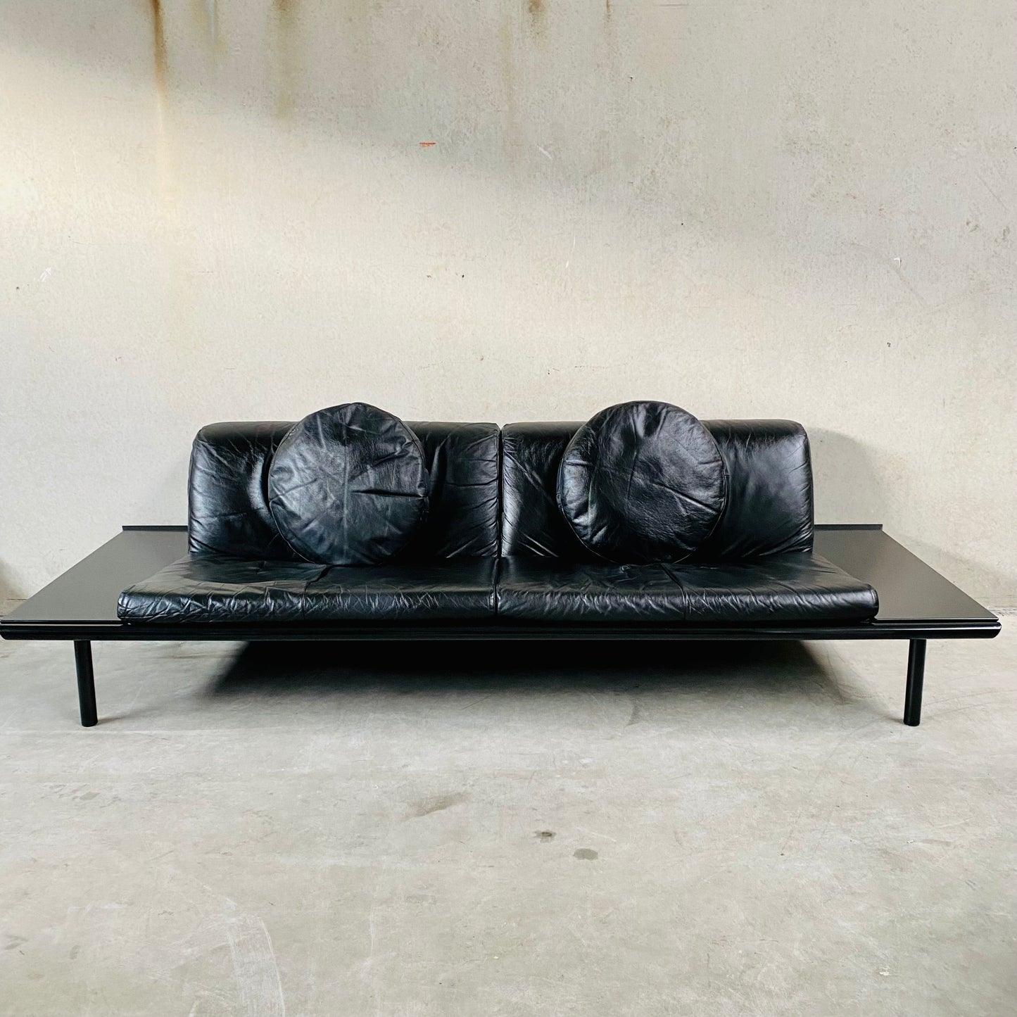 Schwarzes Ledersofa von Harvink, niederländisches Design 1980