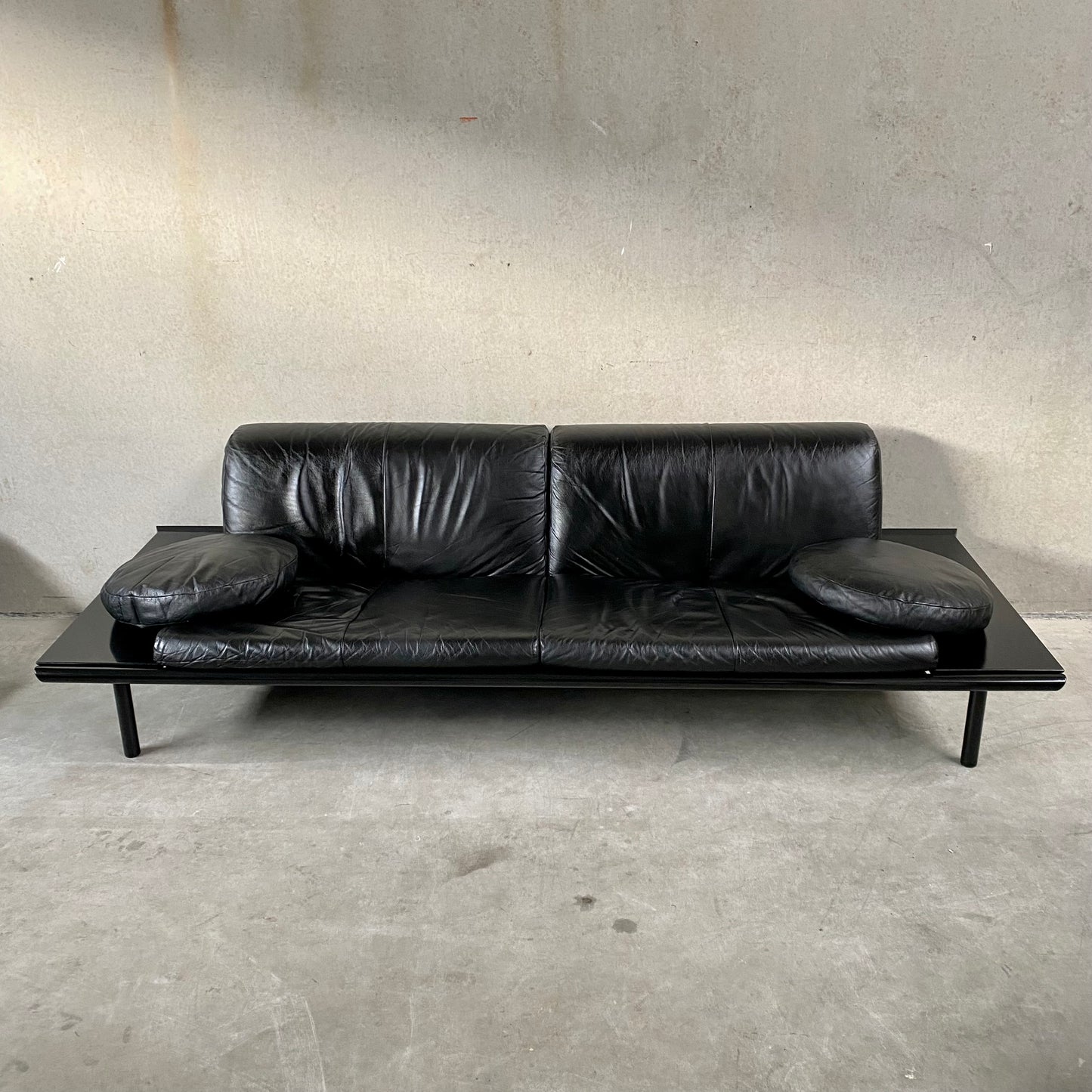 Schwarzes Ledersofa von Harvink, niederländisches Design 1980
