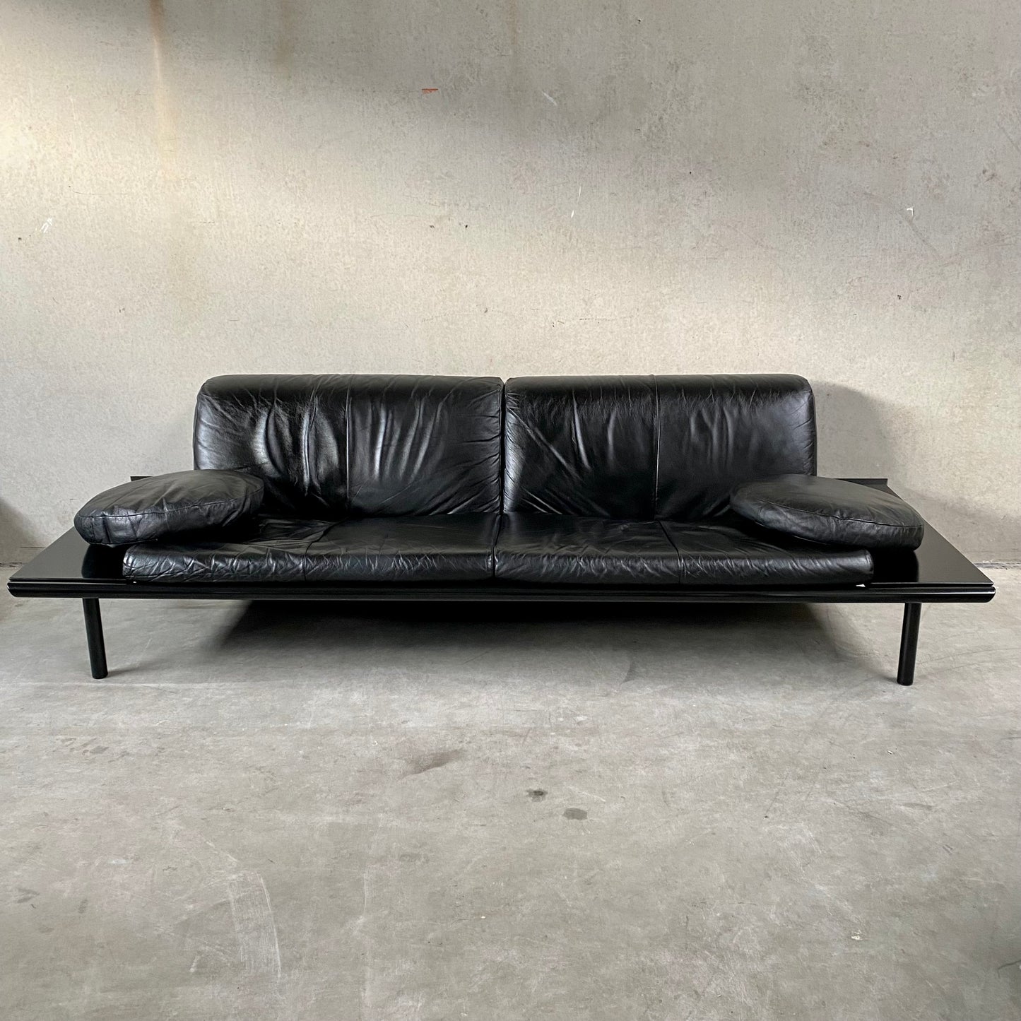 Schwarzes Ledersofa von Harvink, niederländisches Design 1980