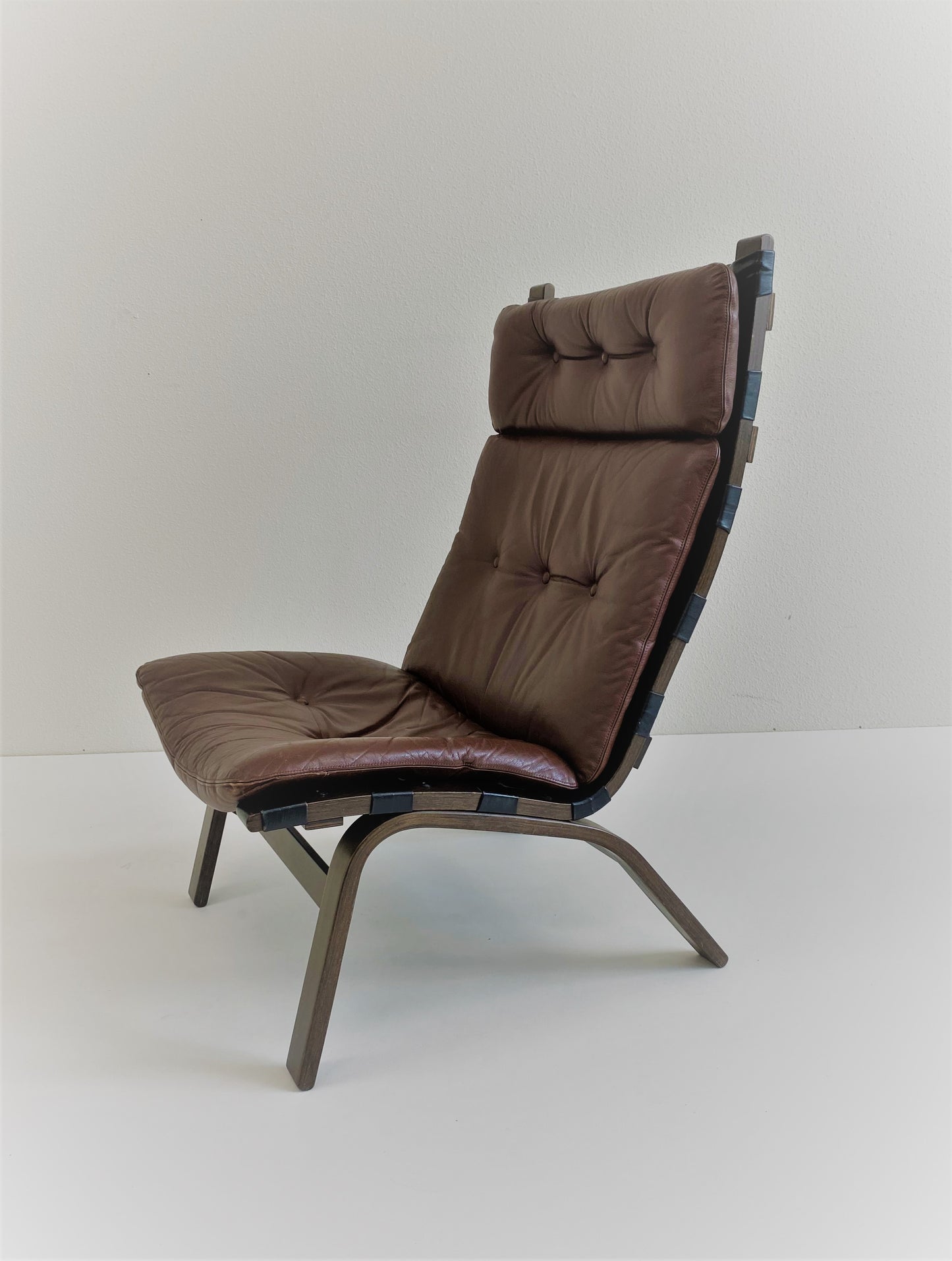 Fauteuil lounge en cuir marron danois, Farstrup, Danemark, 1970