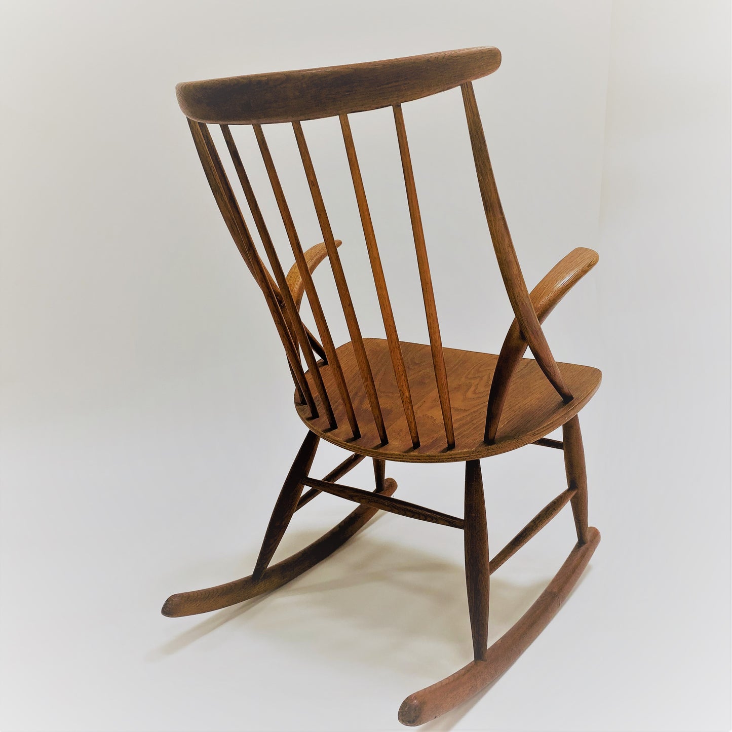 Schaukelstuhl von Illum Wikkelsø für Niels Eilersen, Dänemark 1950