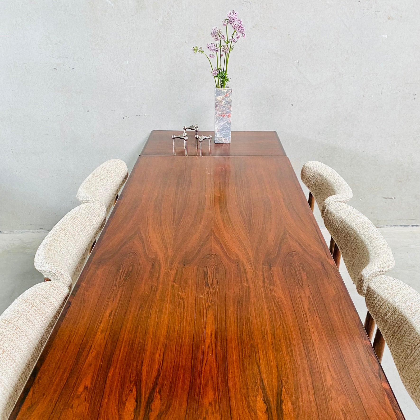 MID CENTURY DANISH DESIGN EXTENDABLE DINING SET WITH 6 CHAIRS, DENMARK 1960S