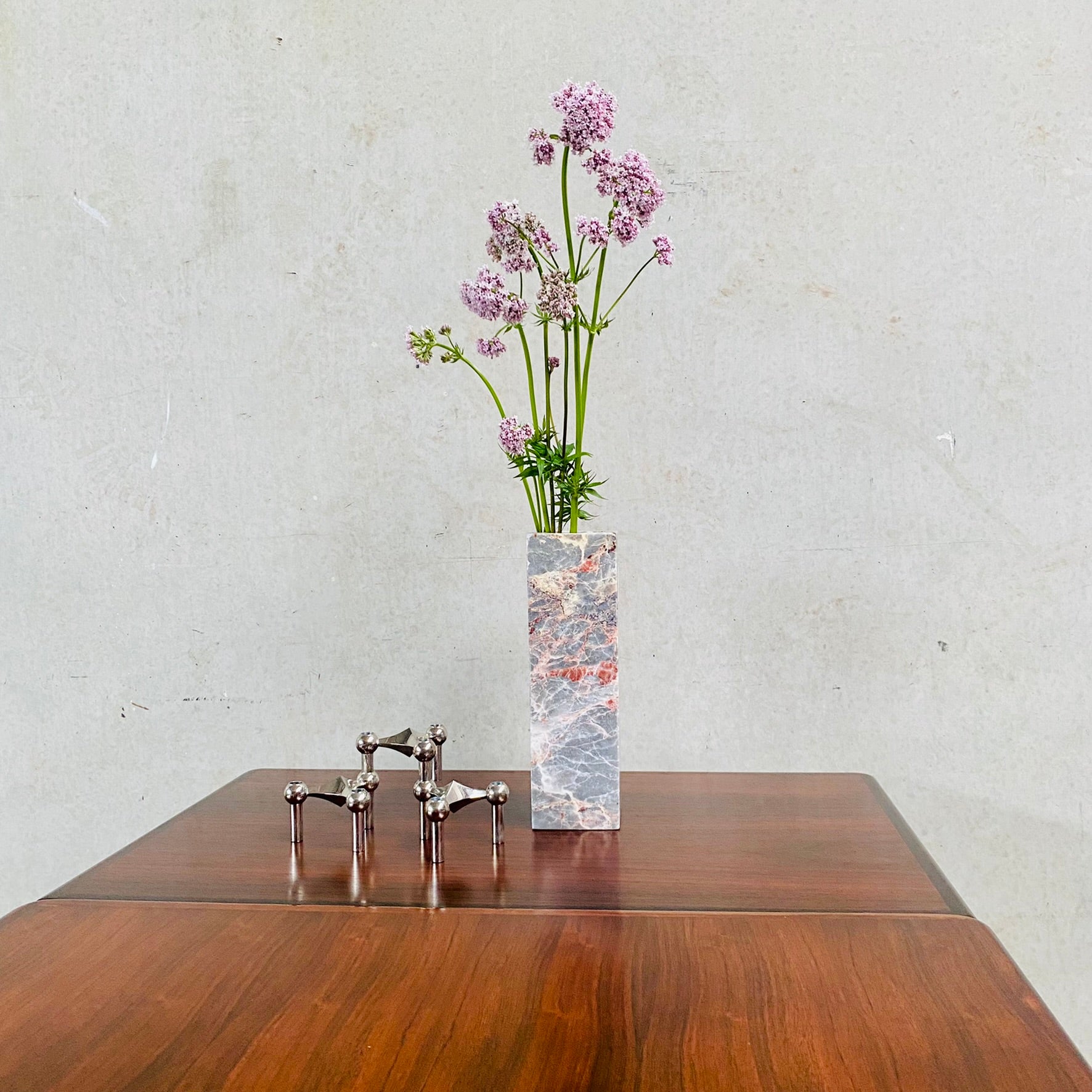 MID CENTURY DANISH DESIGN EXTENDABLE DINING SET WITH 6 CHAIRS, DENMARK 1960S