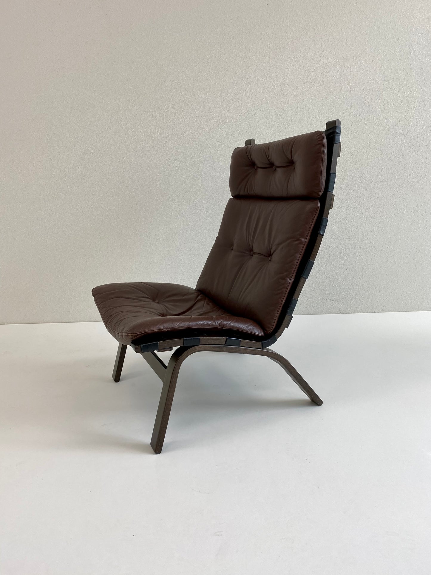 Fauteuil lounge en cuir marron danois, Farstrup, Danemark, 1970