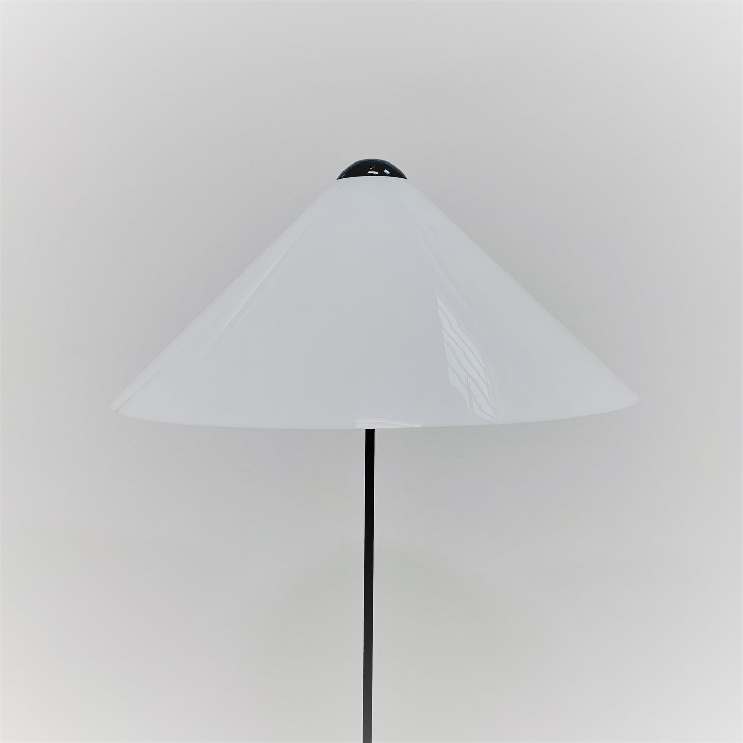 SNOW FLOOR LAMP BY VICO MAGISTRETTI FOR OLUCE, ITALY 1970S