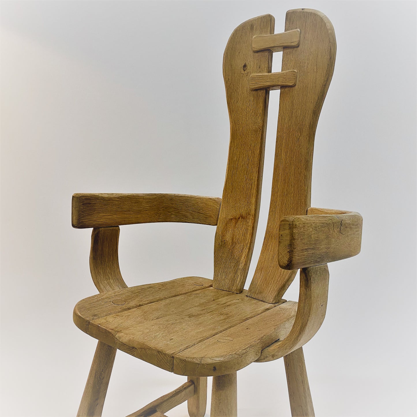 BRUTALIST ARMCHAIR BY KUNSTMEUBELEN DE PUYDT, BELGIUM 1960S www.foundicons.nl