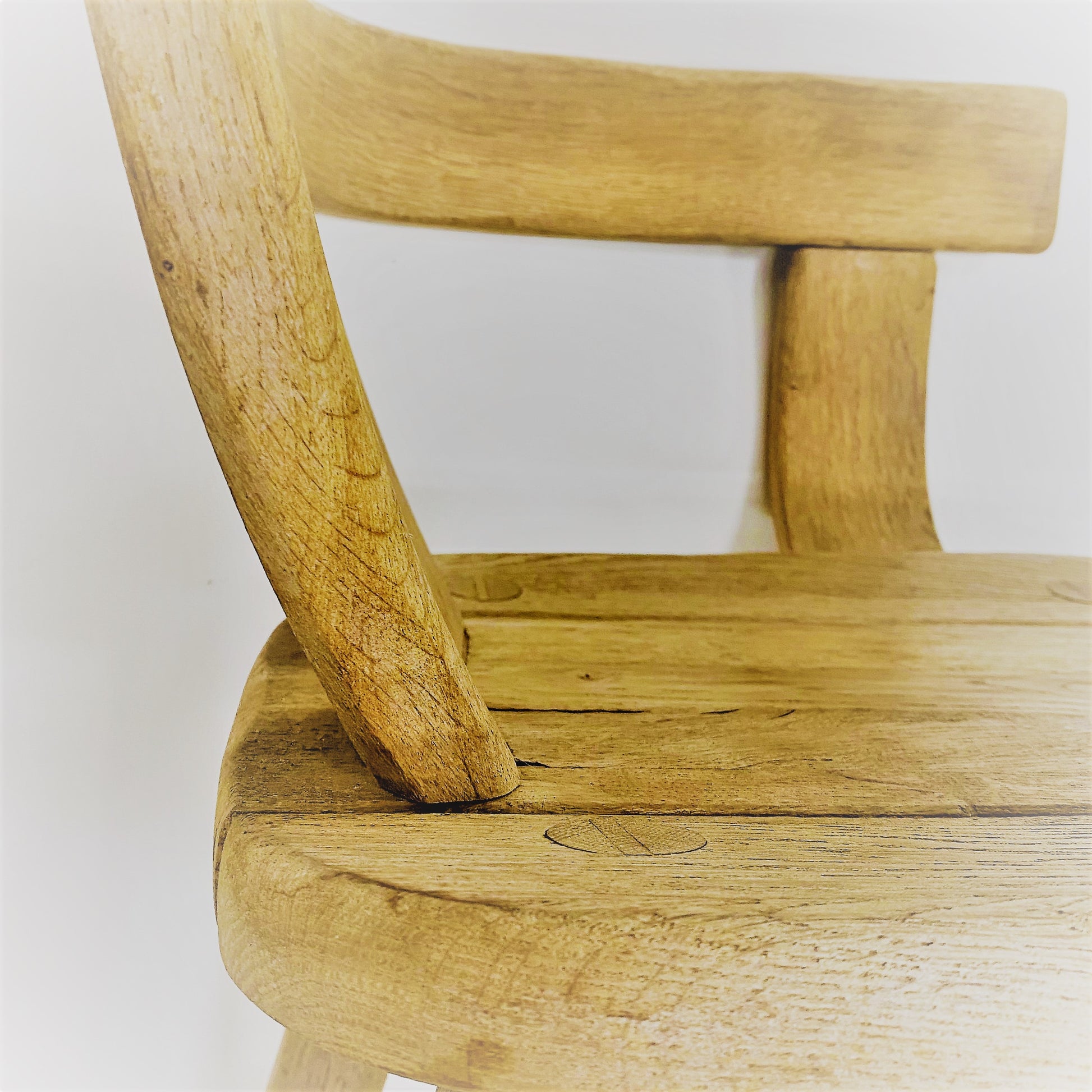 BRUTALIST ARMCHAIR BY KUNSTMEUBELEN DE PUYDT, BELGIUM 1960S www.foundicons.nl