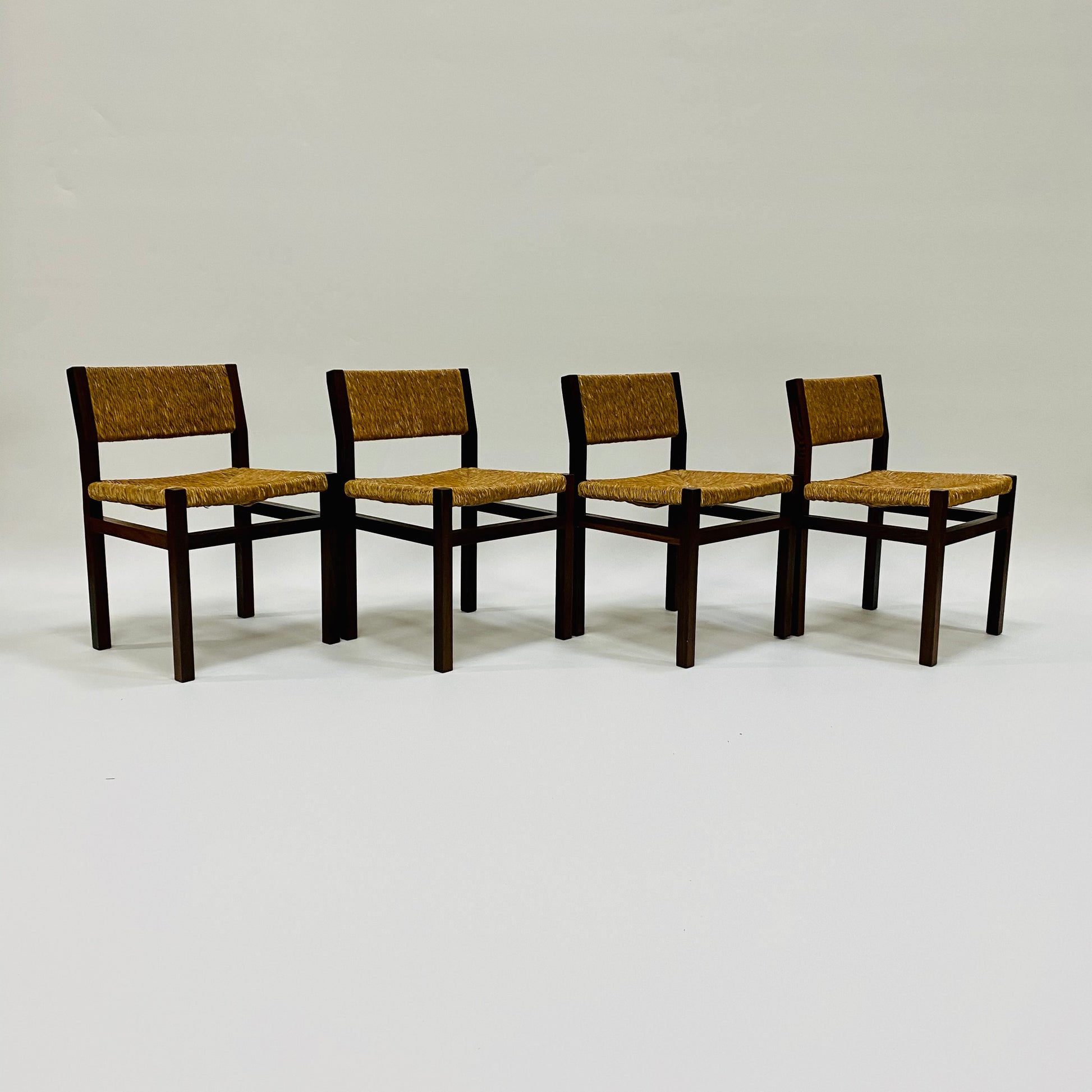 'SE82' WENGÉ & WICKER DINING CHAIRS BY MARTIN VISSER & WALTER ANTONIS FOR 'T SPECTRUM, NETHERLANDS 1960S www.foundicons.nl