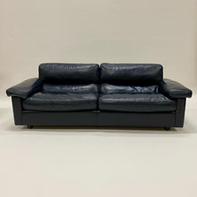Load image into Gallery viewer, Dark Blue Leather 2-seater Sofa by Tito Agnoli for Poltrona Frau, Italy 1970
