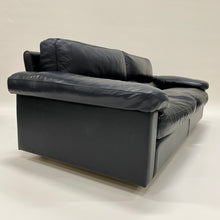 Load image into Gallery viewer, Dark Blue Leather 2-seater Sofa by Tito Agnoli for Poltrona Frau, Italy 1970
