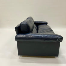 Load image into Gallery viewer, Dark Blue Leather 2-seater Sofa by Tito Agnoli for Poltrona Frau, Italy 1970
