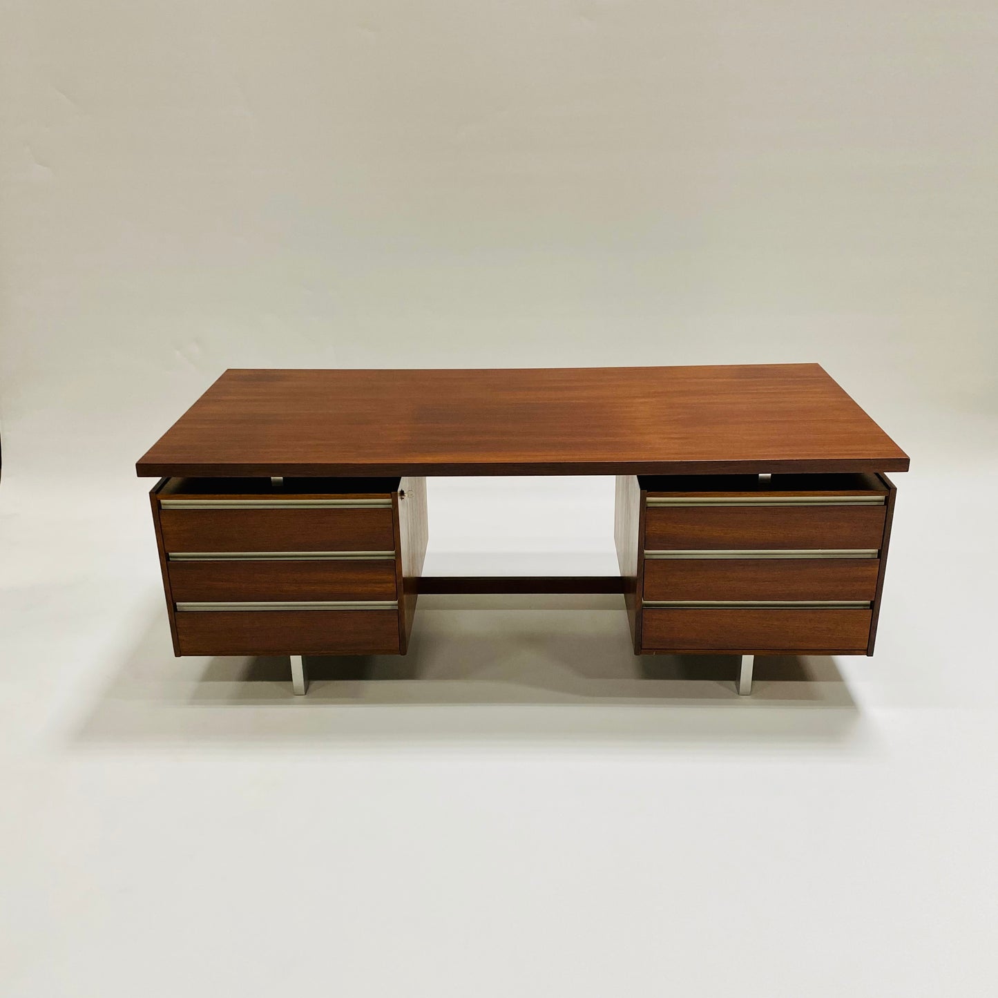Rosewood Executive Desk von Kho Liang Ie für Fristho, Niederlande, 1950