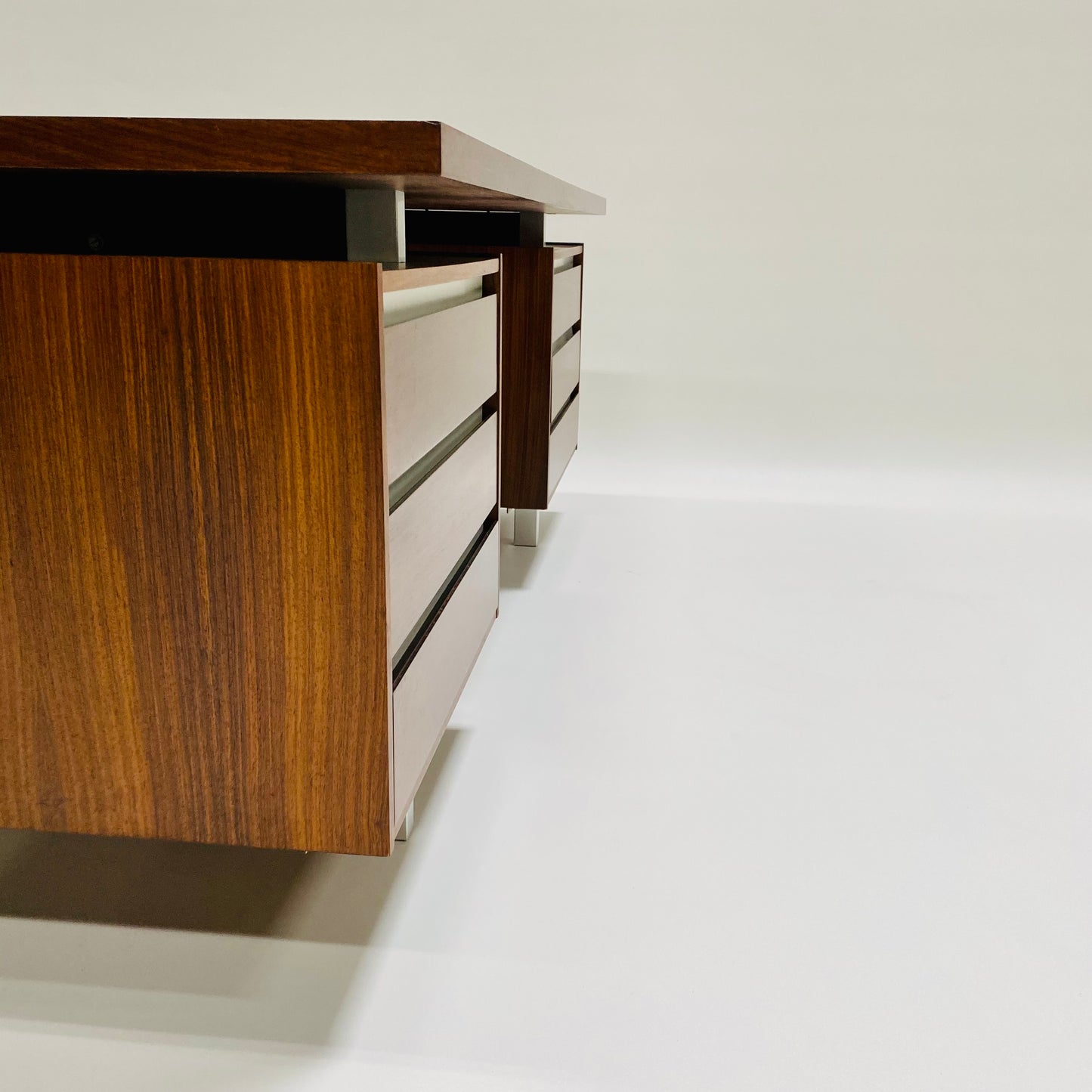 Rosewood Executive Desk von Kho Liang Ie für Fristho, Niederlande, 1950
