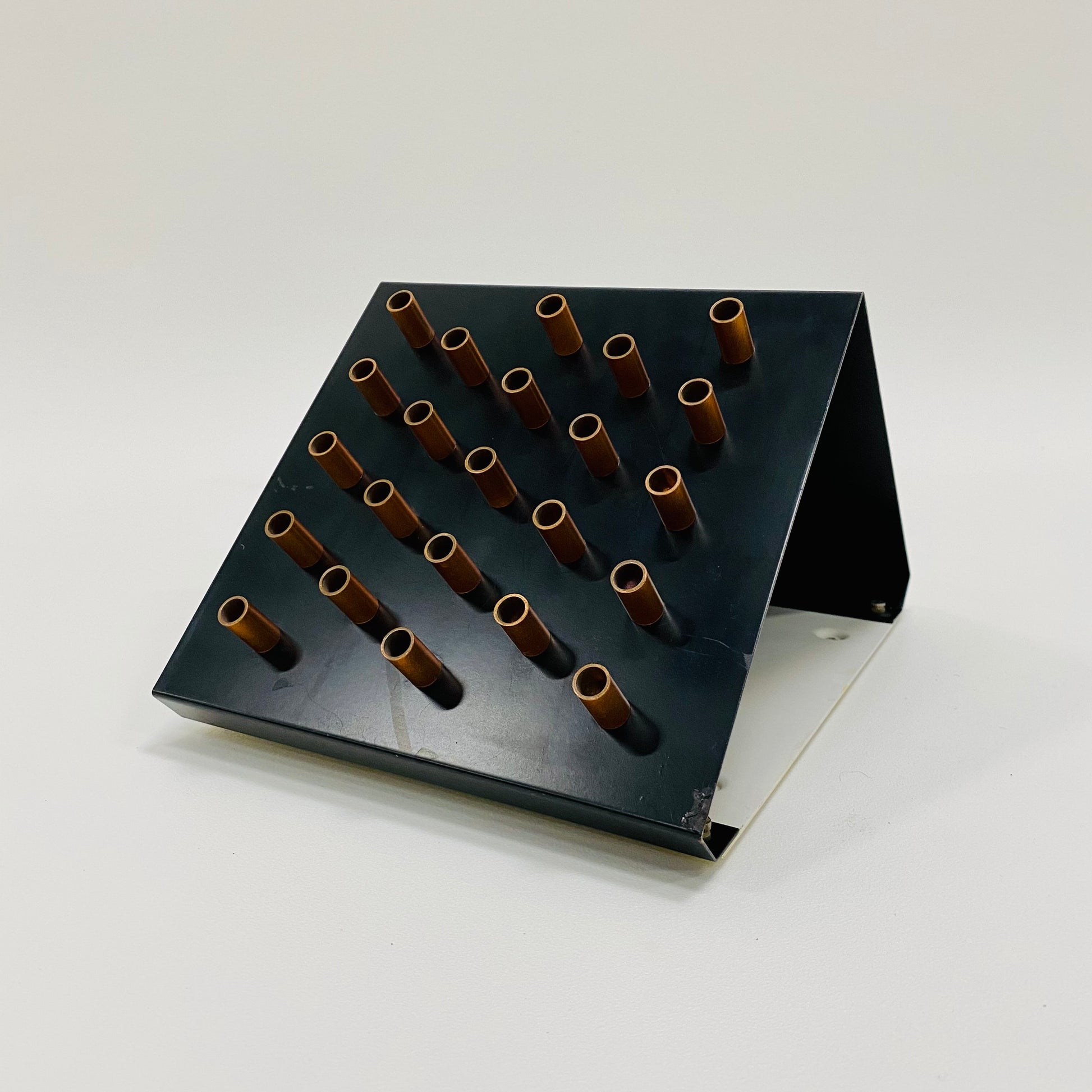 CLAIR OBSCUR WALL LAMP BY RAAK AMSTERDAM, NETHERLANDS 1960S www,foundicons.nl