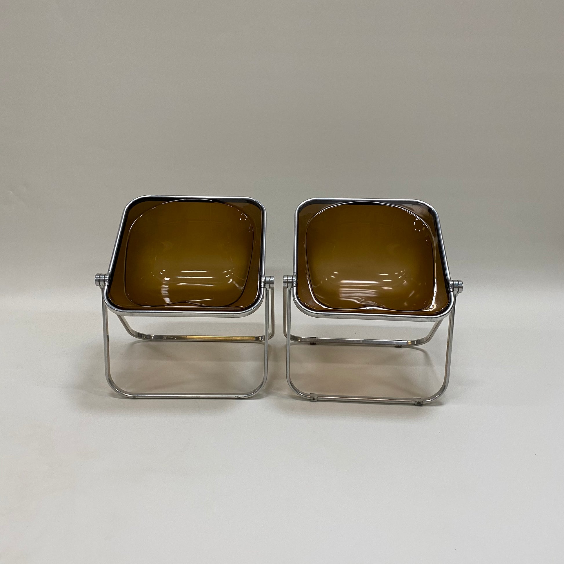 EXTREMELY RARE SET OF PLONA FOLDING CHAIRS BY GIANCARLO PIRETTI FOR CASTELLI, ITALY 1970S www.foundicons.nl