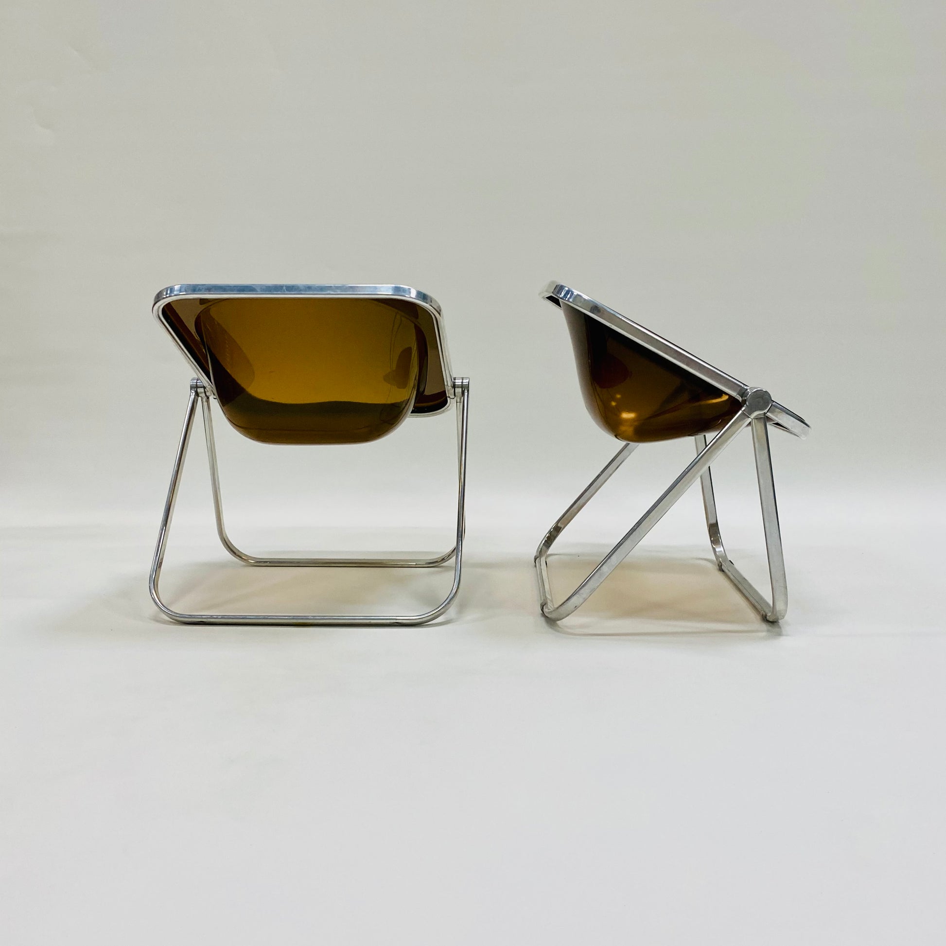 EXTREMELY RARE SET OF PLONA FOLDING CHAIRS BY GIANCARLO PIRETTI FOR CASTELLI, ITALY 1970S www.foundicons.nl